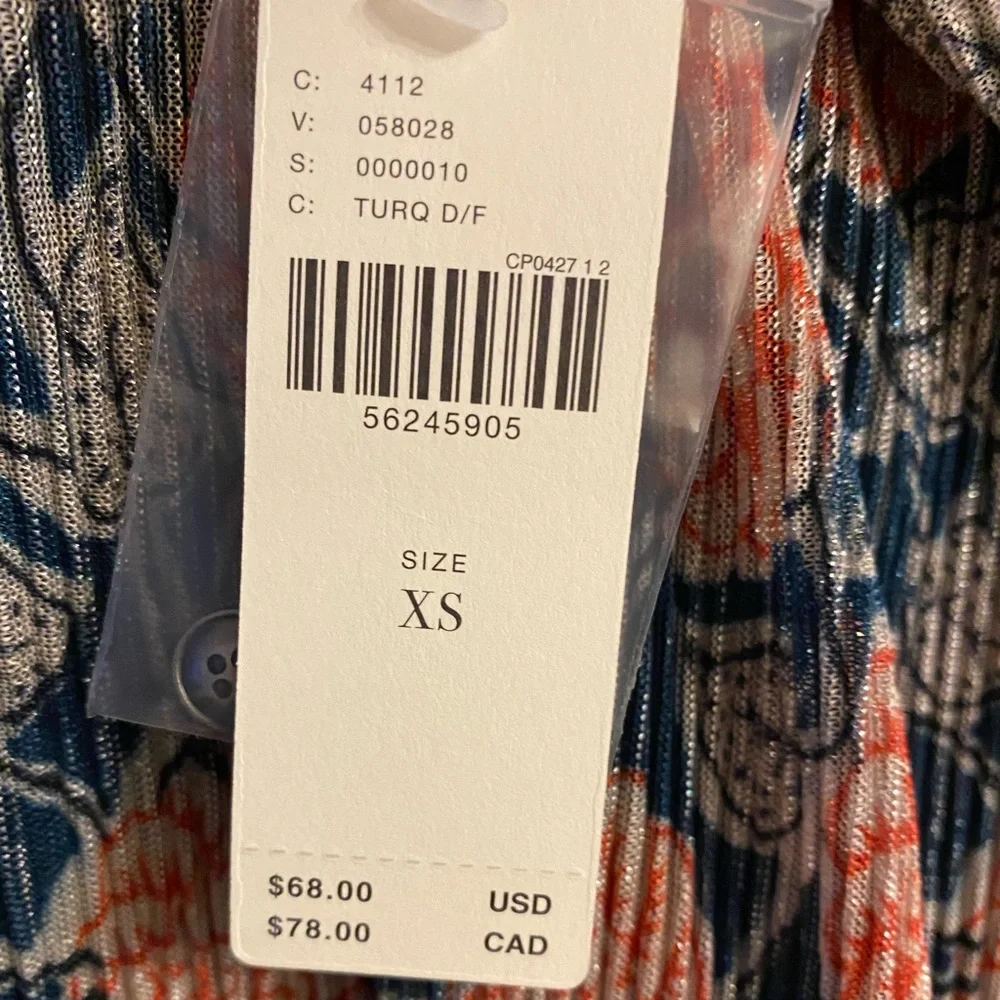 Anthropologie Tati Textured Shimmer Tank - Picture 5 of 5